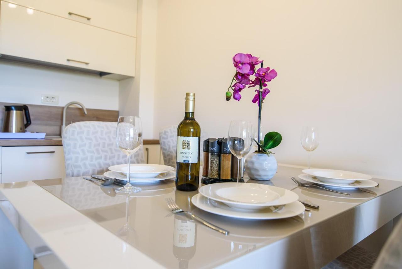 Apartments Leone Lukas بروماجنا الغرفة الصورة