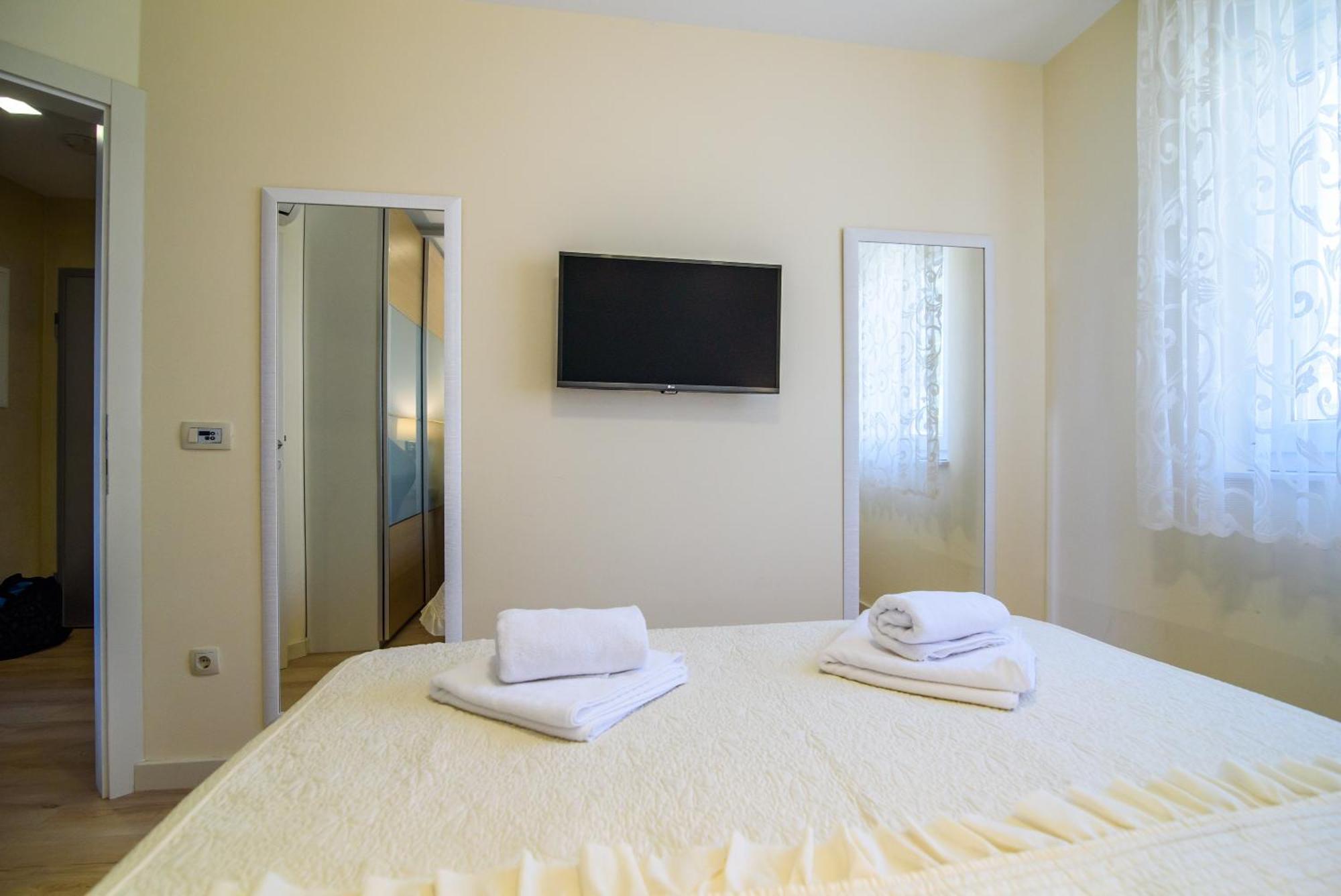 Apartments Leone Lukas بروماجنا الغرفة الصورة