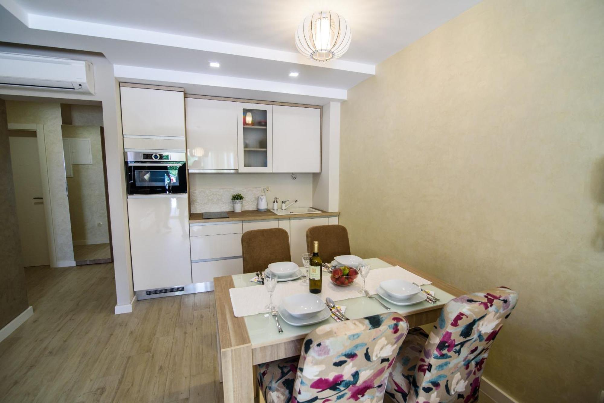 Apartments Leone Lukas بروماجنا الغرفة الصورة